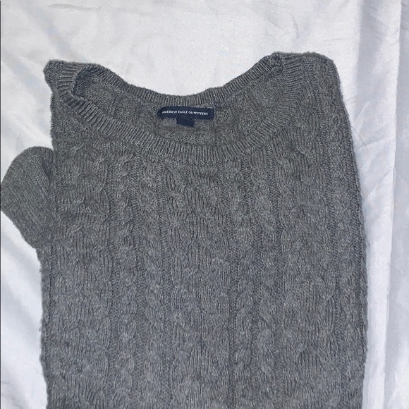 Sweater - Picture 4 of 5